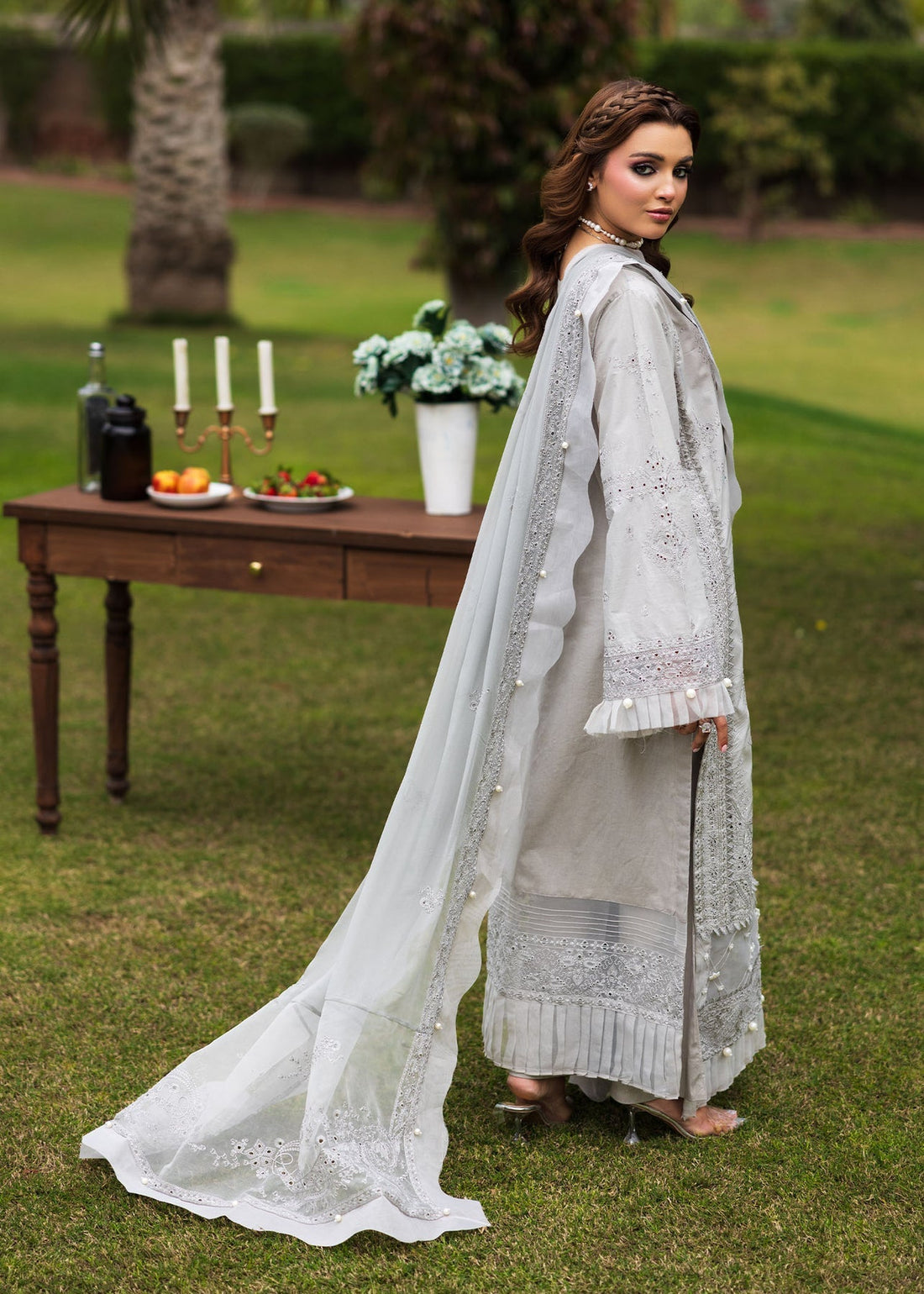 Paras by Pasha | Bloom and Beyond | Ash Bloom