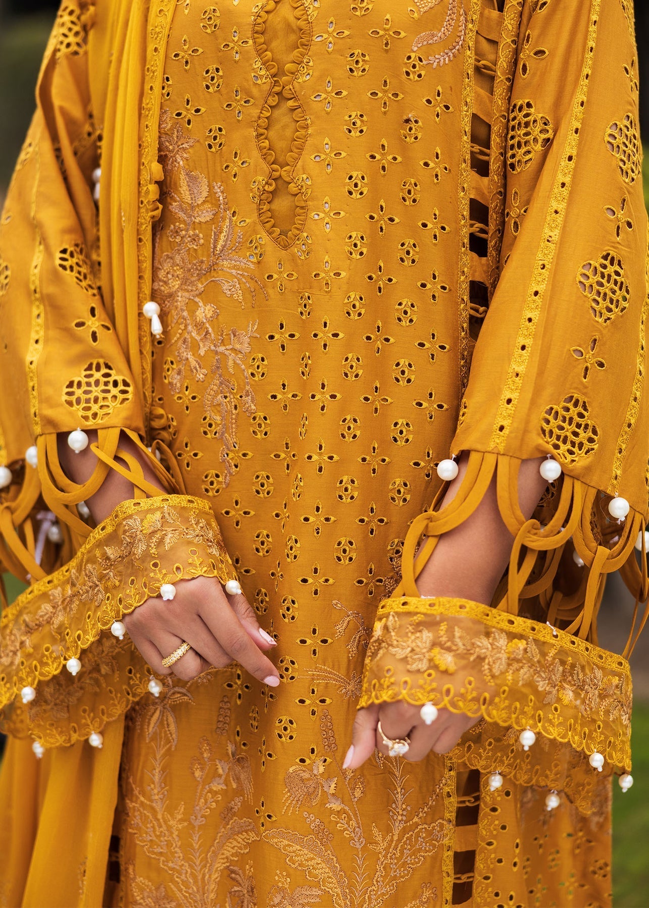 Paras by Pasha | Bloom and Beyond | Marigold Bloom
