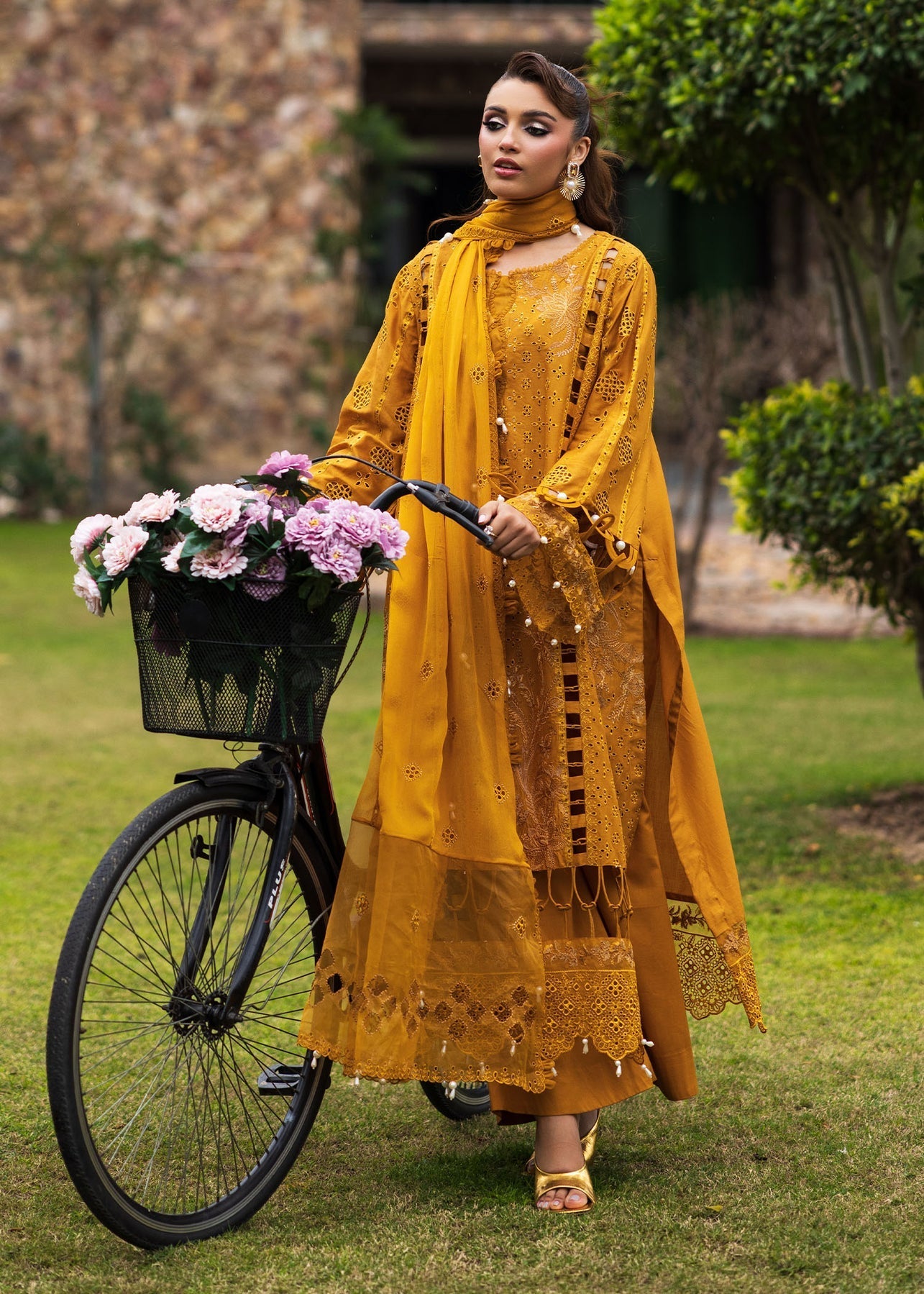 Paras by Pasha | Bloom and Beyond | Marigold Bloom