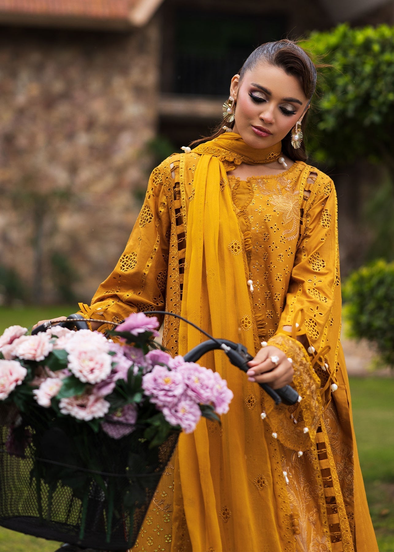 Paras by Pasha | Bloom and Beyond | Marigold Bloom