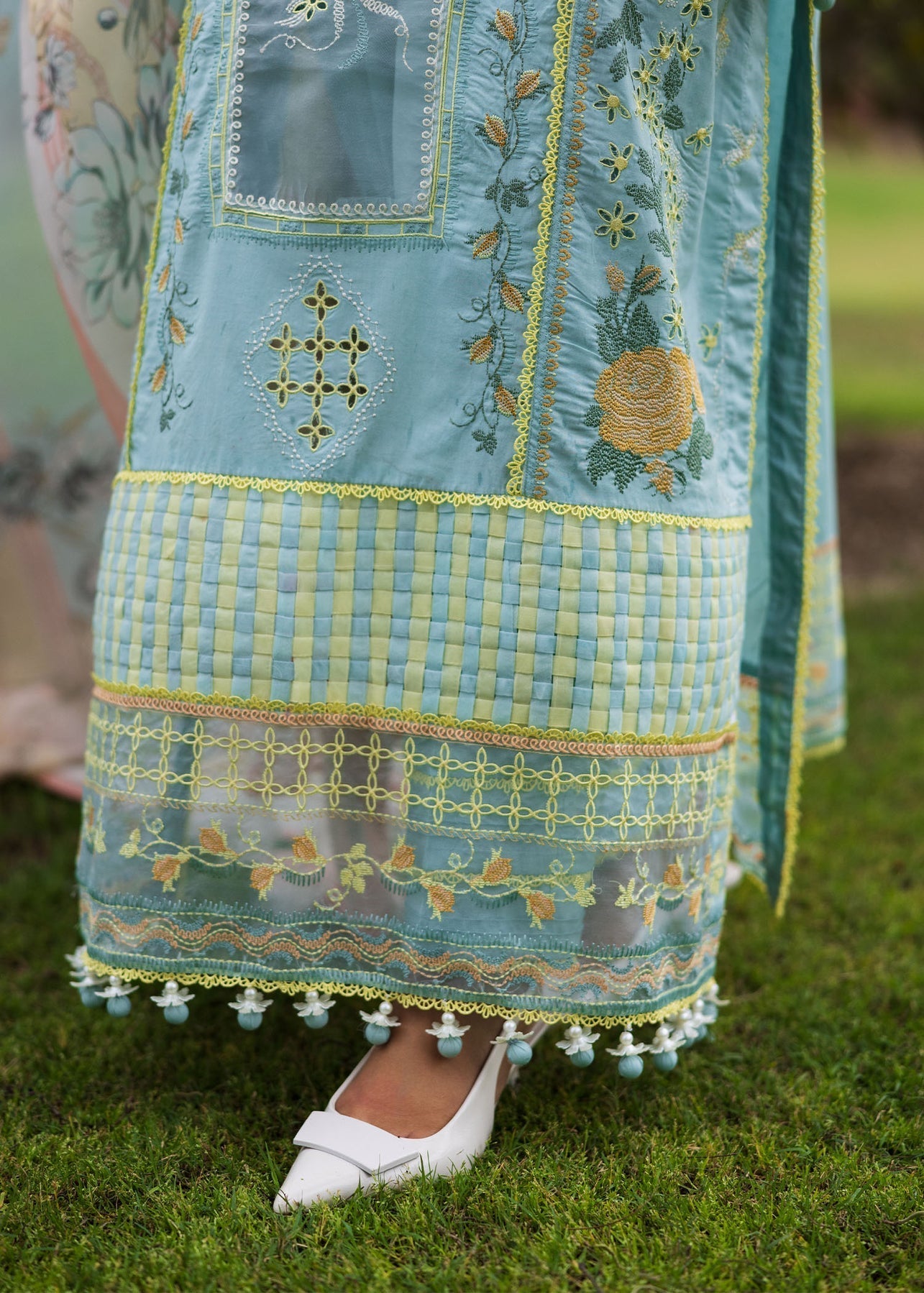 Paras by Pasha | Bloom and Beyond | Crystal Bloom
