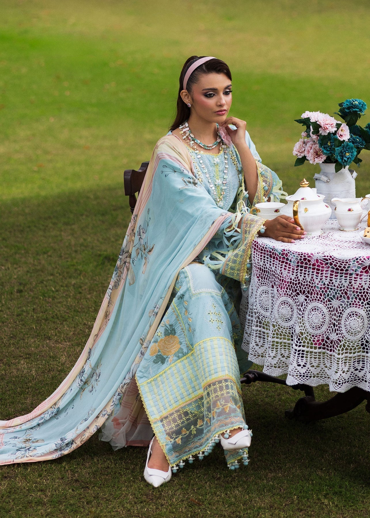 Paras by Pasha | Bloom and Beyond | Crystal Bloom