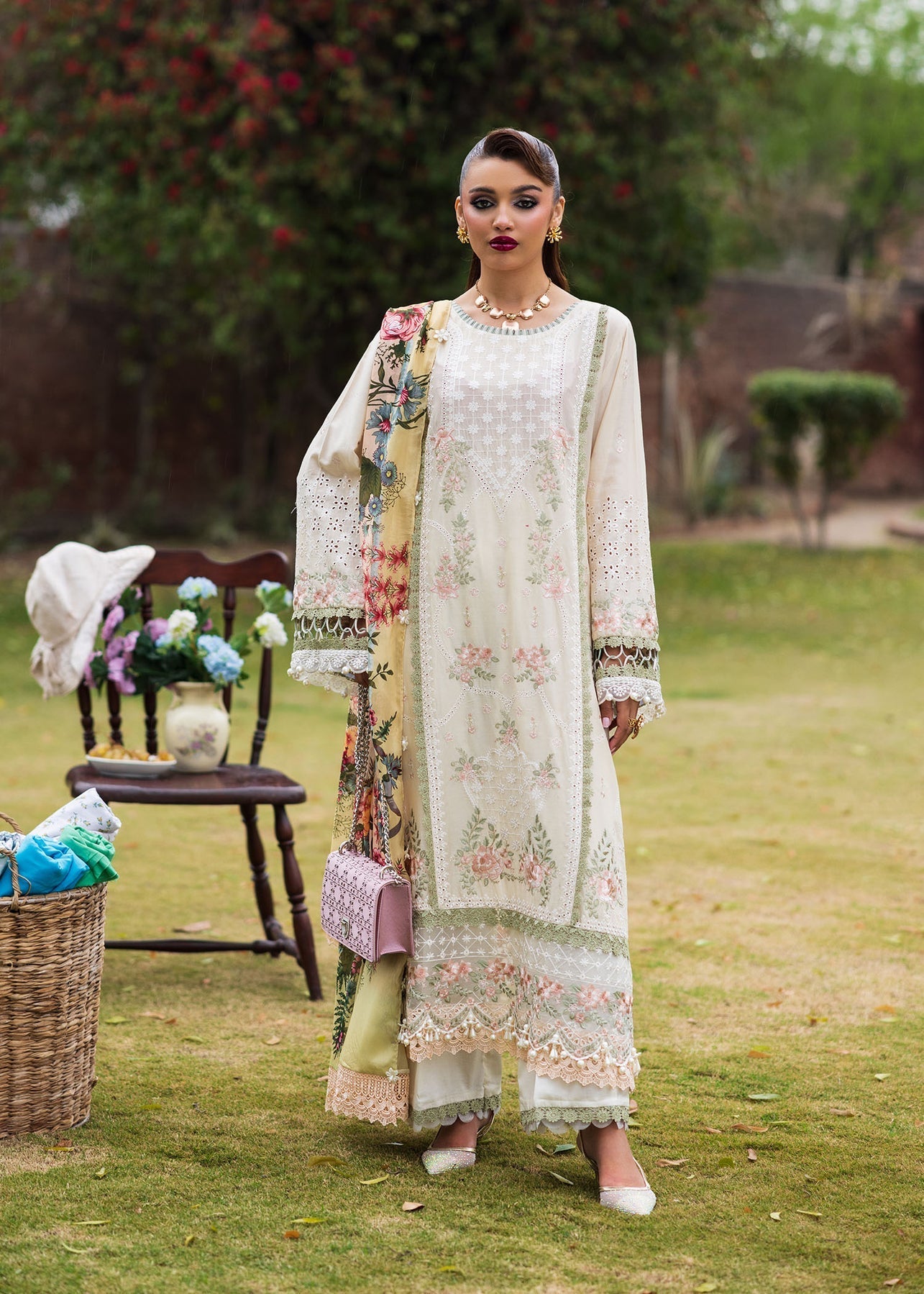 Paras by Pasha | Bloom and Beyond | Snowdrop Bloom
