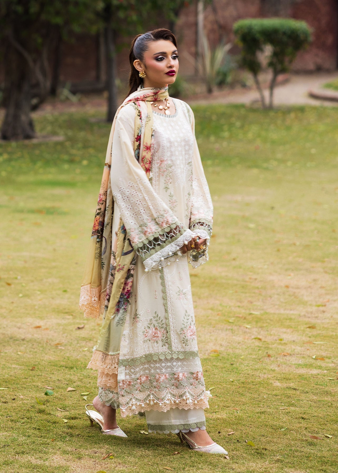 Paras by Pasha | Bloom and Beyond | Snowdrop Bloom