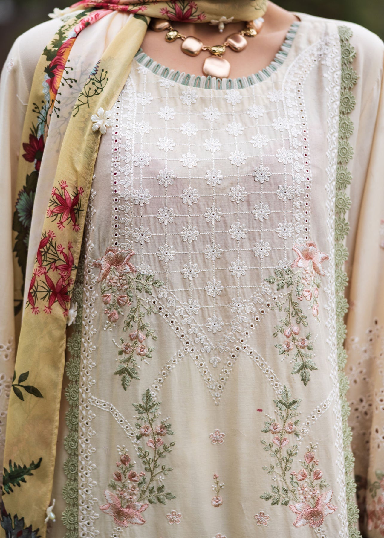 Paras by Pasha | Bloom and Beyond | Snowdrop Bloom