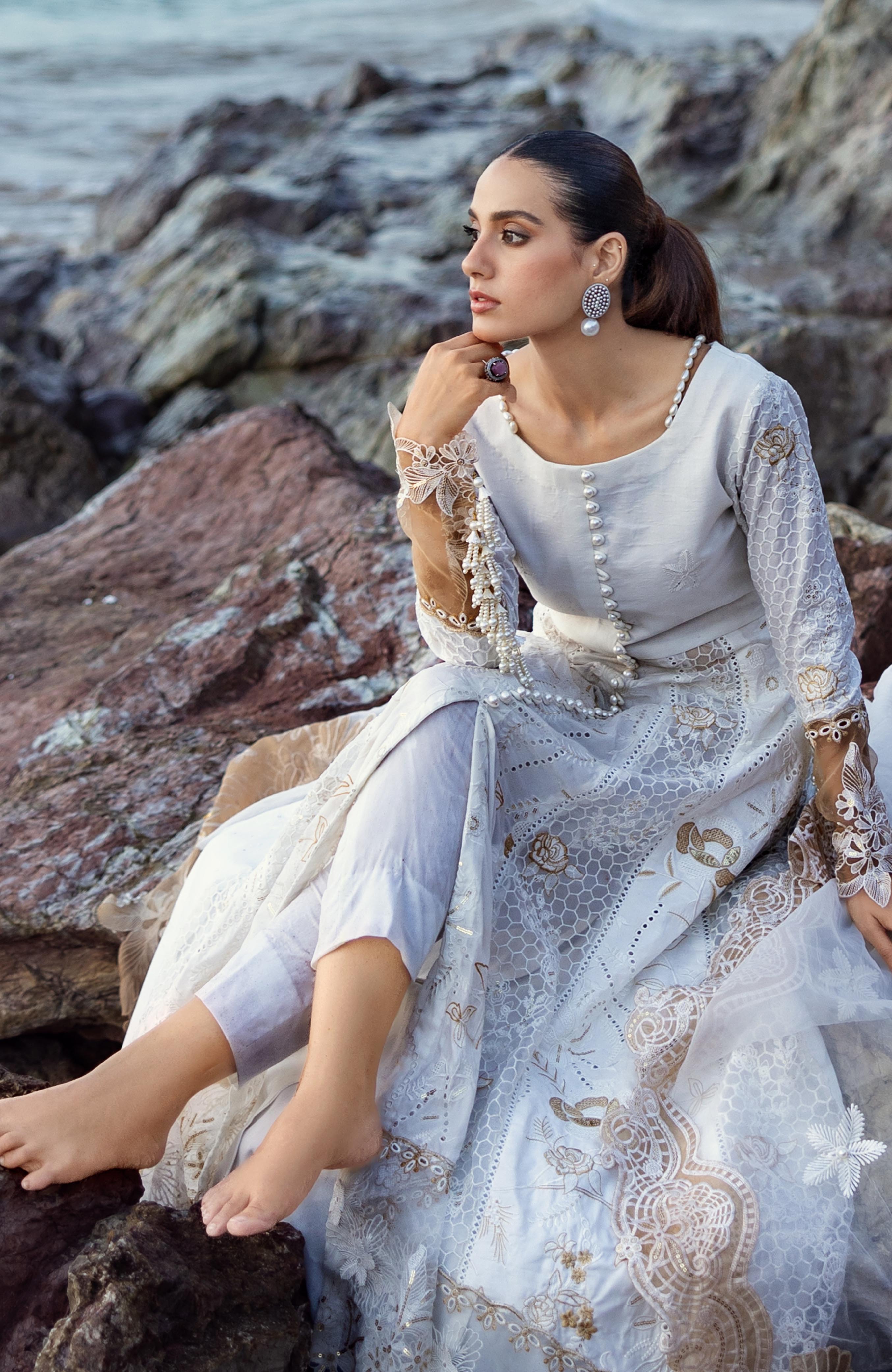 Al Zohaib | Mahiymaan Luxury Lawn 26 | MLL-26-01