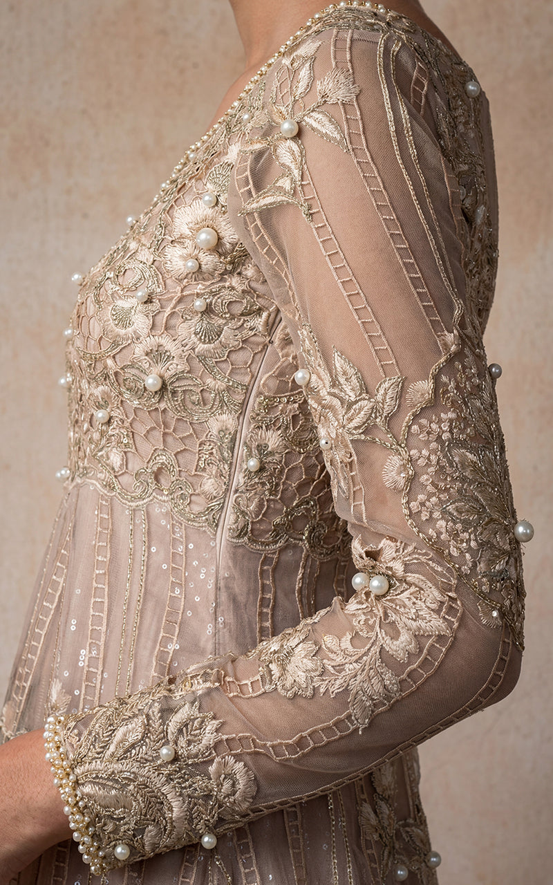 Threads and Motifs | Formal Outfits | 9658.2