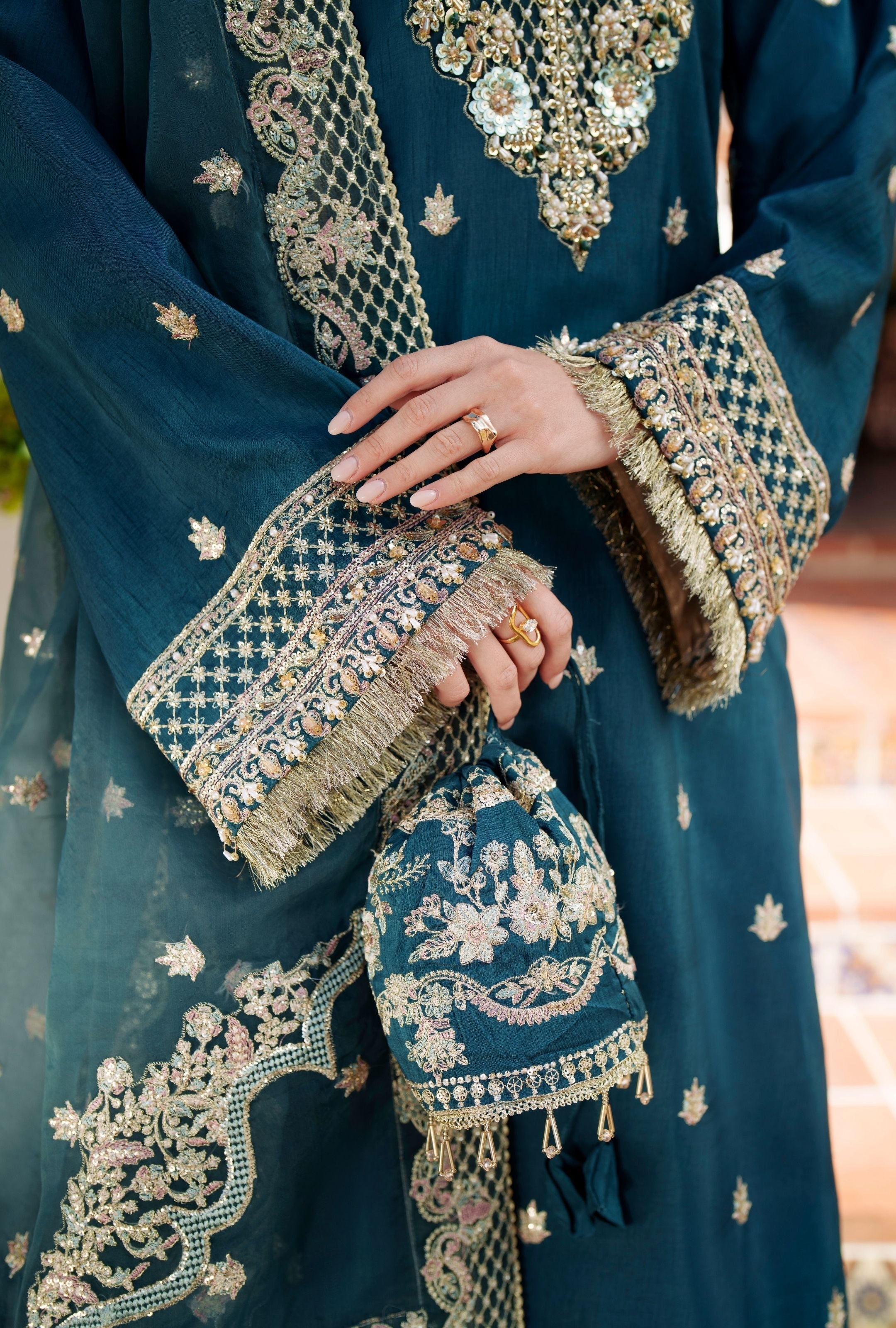 Inayat | Meharma Luxury Pret 26 | HAYA