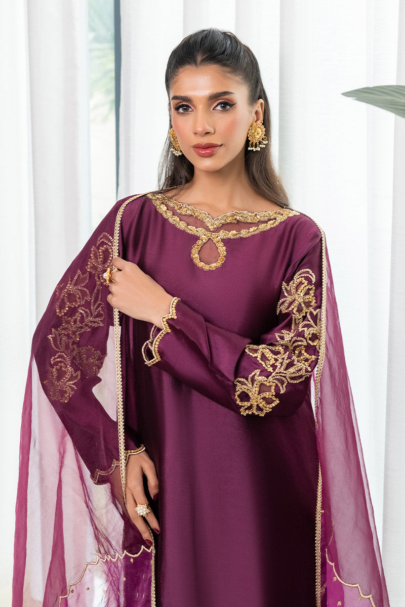 Chic Ophicial | Celenia Pret | Java Plum