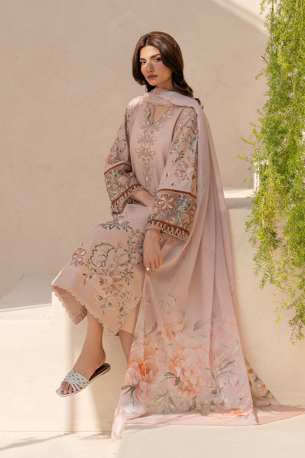 Iznik | Festive Lawn 25 | EFL-02