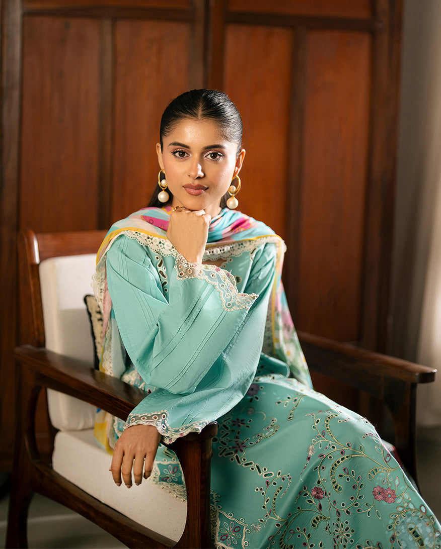 Roheenaz | Aashiyana Lawn | Dania