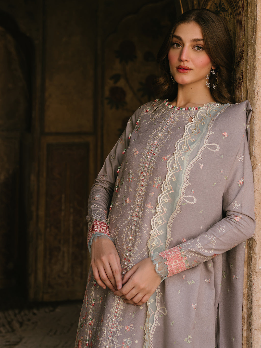 Bin Ilyas | Gulabi Baagh Winter 24 | 157 B