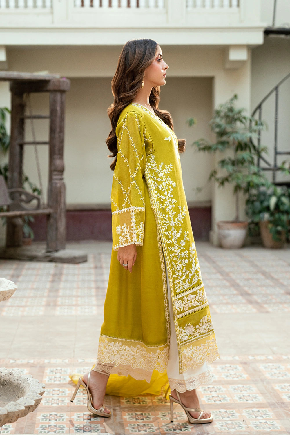Azure | Vogue Formals | Cyber Moss