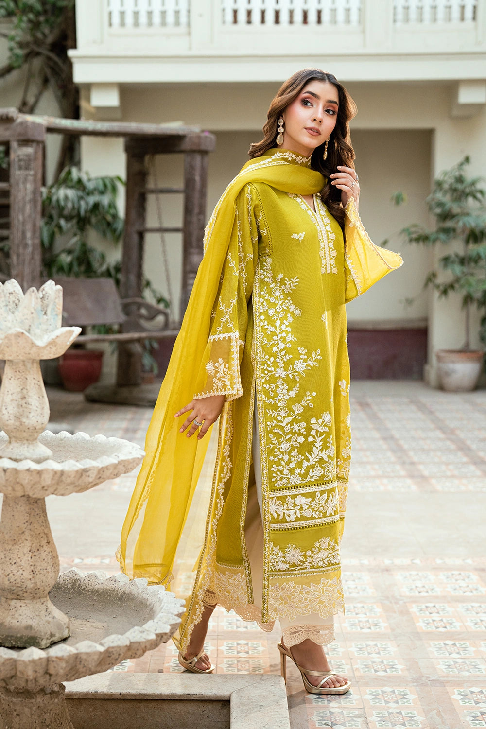 Azure | Vogue Formals | Cyber Moss