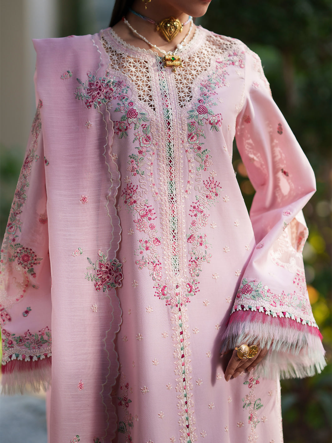 Bin Ilyas | Heritage Dore | 176-B