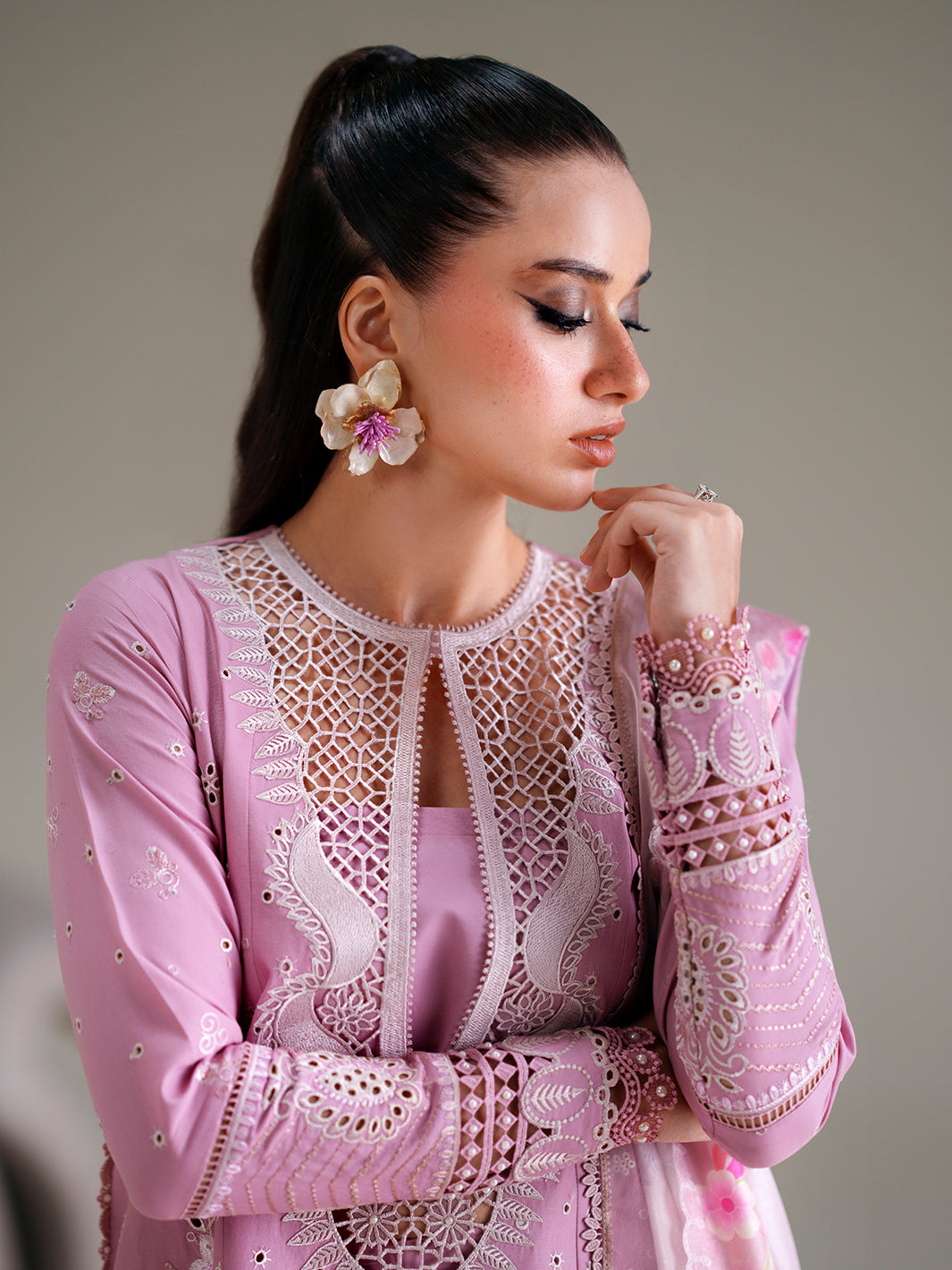 Bin Ilyas | Amour Luxury Lawn 26 | 181-B