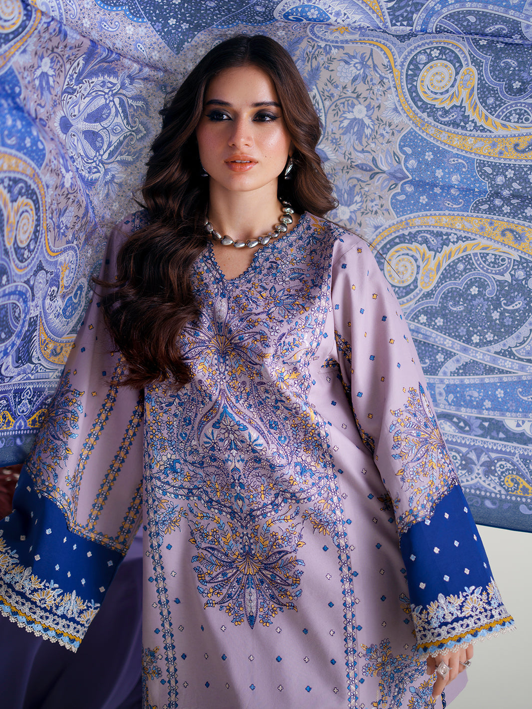 Bin Ilyas | Amour Luxury Lawn 26 |182-B