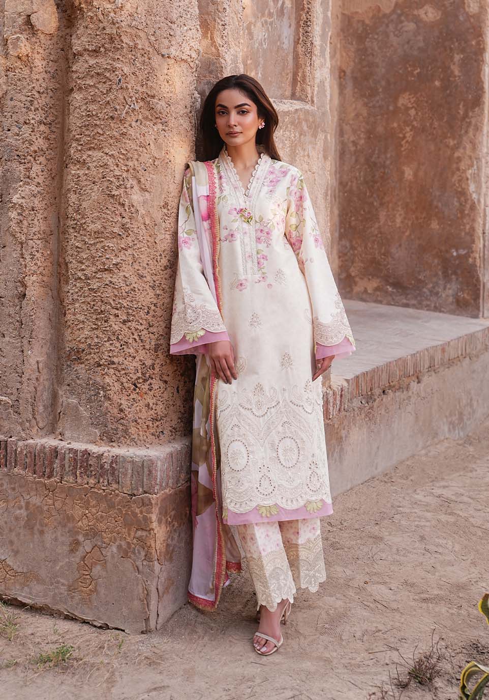 Zarqash | Luxe Lawn 26 | ZQL005