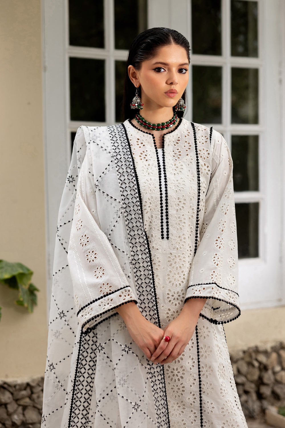 Zarif | Summer Lawn 26 | LINNEA