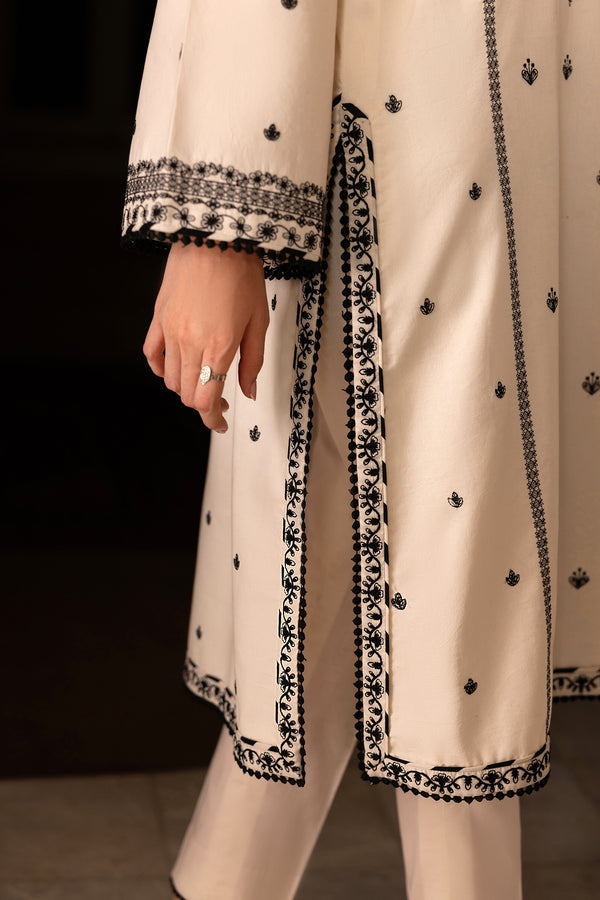 Zarif | Summer Lawn 26 | YARA