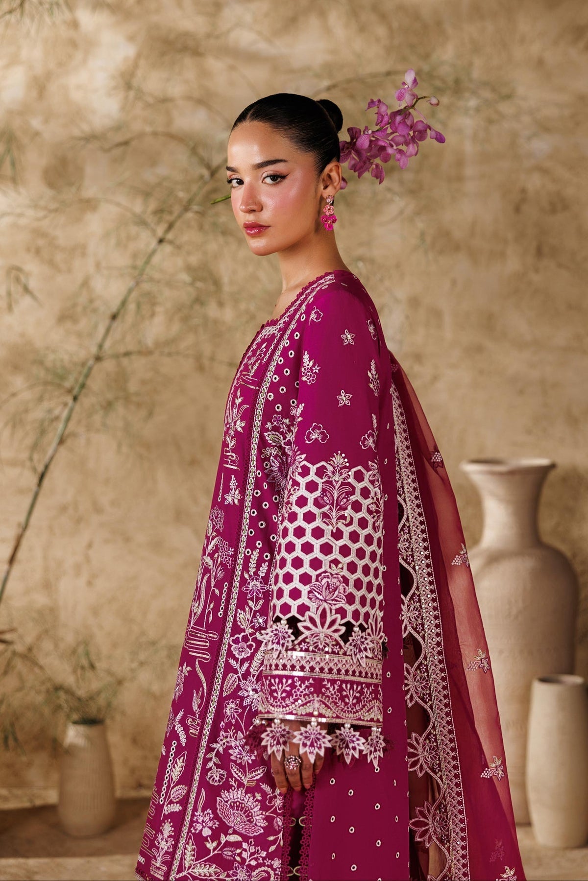 Akbar Aslam | Elea Lawn 26 | Poise