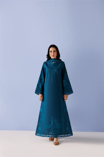 Emaan Adeel | Elevated Essentials 26 | AVENOIR