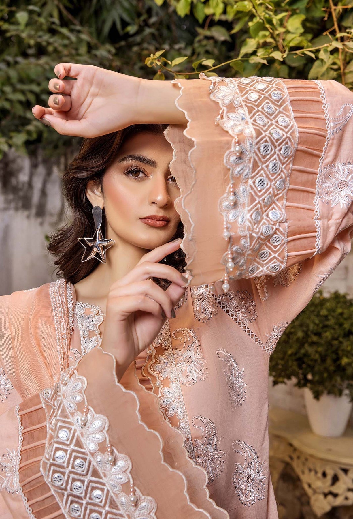 Adans Libas | Inara 25 | CHIKANKARI 4773