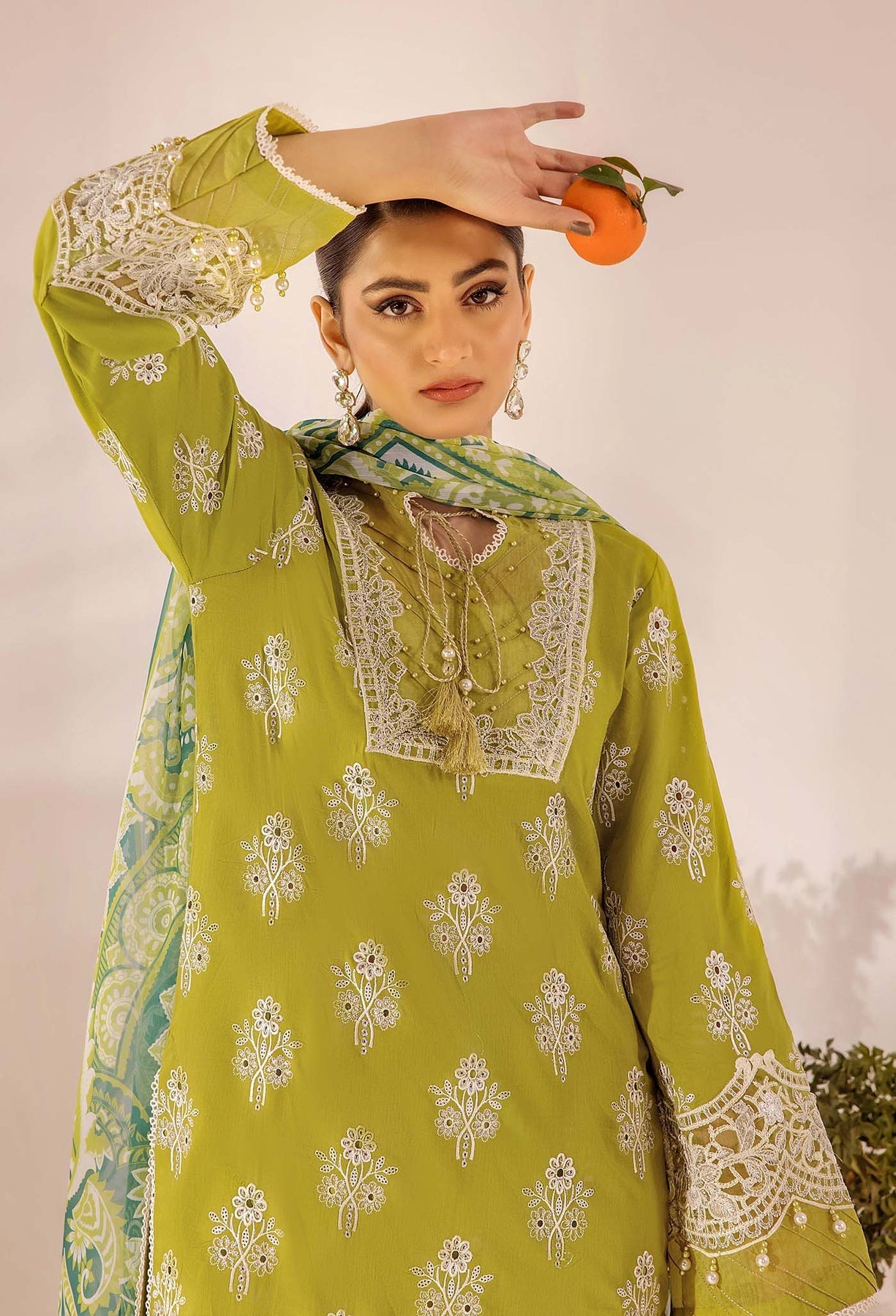 Adans Libas | Inara 25 | CHIKANKARI 4776
