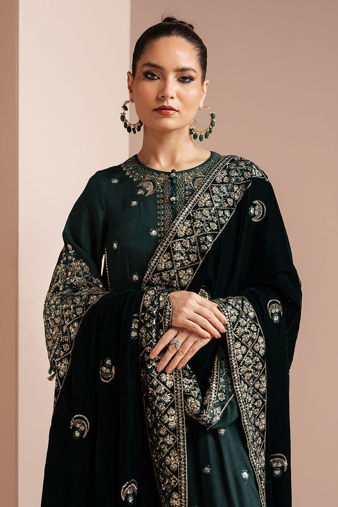Cross Stitch | Luxe Atelier 25 | EMERALD GRACE