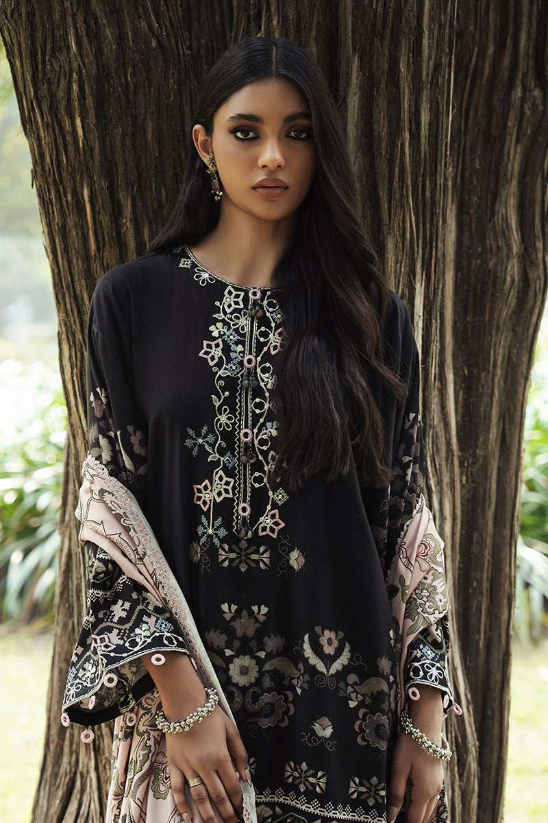 Cross Stitch | Khaddar Linen 25 | BLACK NOIR