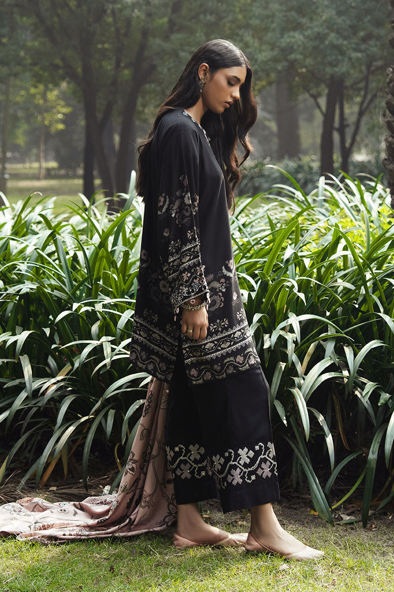 Cross Stitch | Khaddar Linen 25 | BLACK NOIR