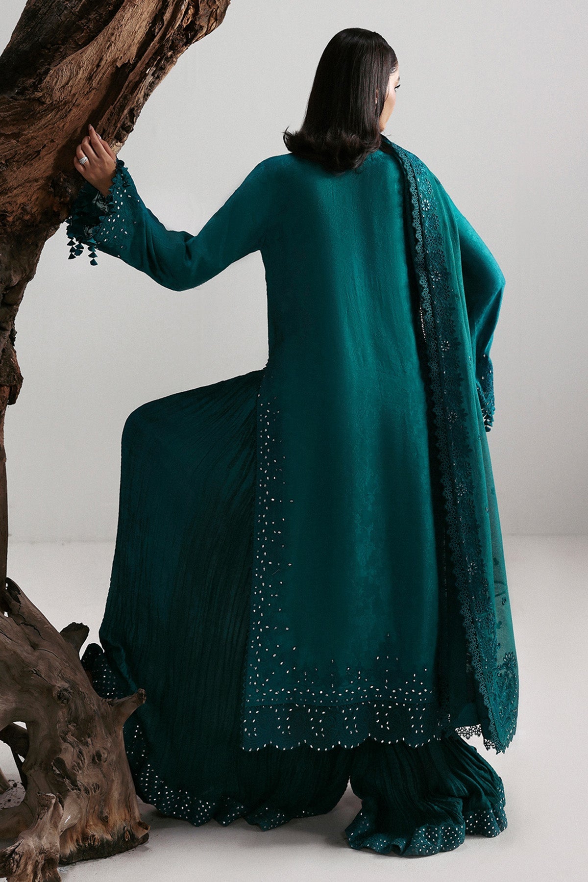 Afrozeh | Slate Ready to Wear | Valentena