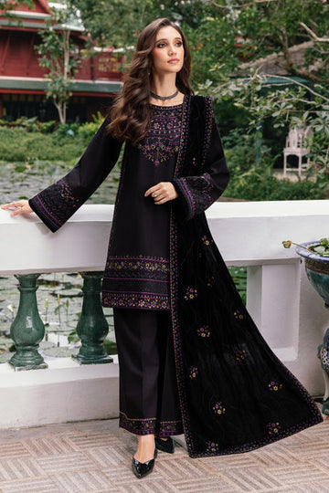 Naqshi | Nuri Khaddar Velvet Marina | Nisma