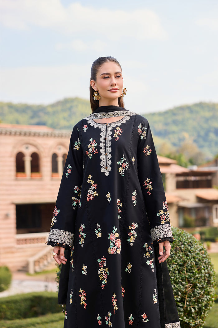 Farasha | Sorine Summer 26 | Raven Elegance