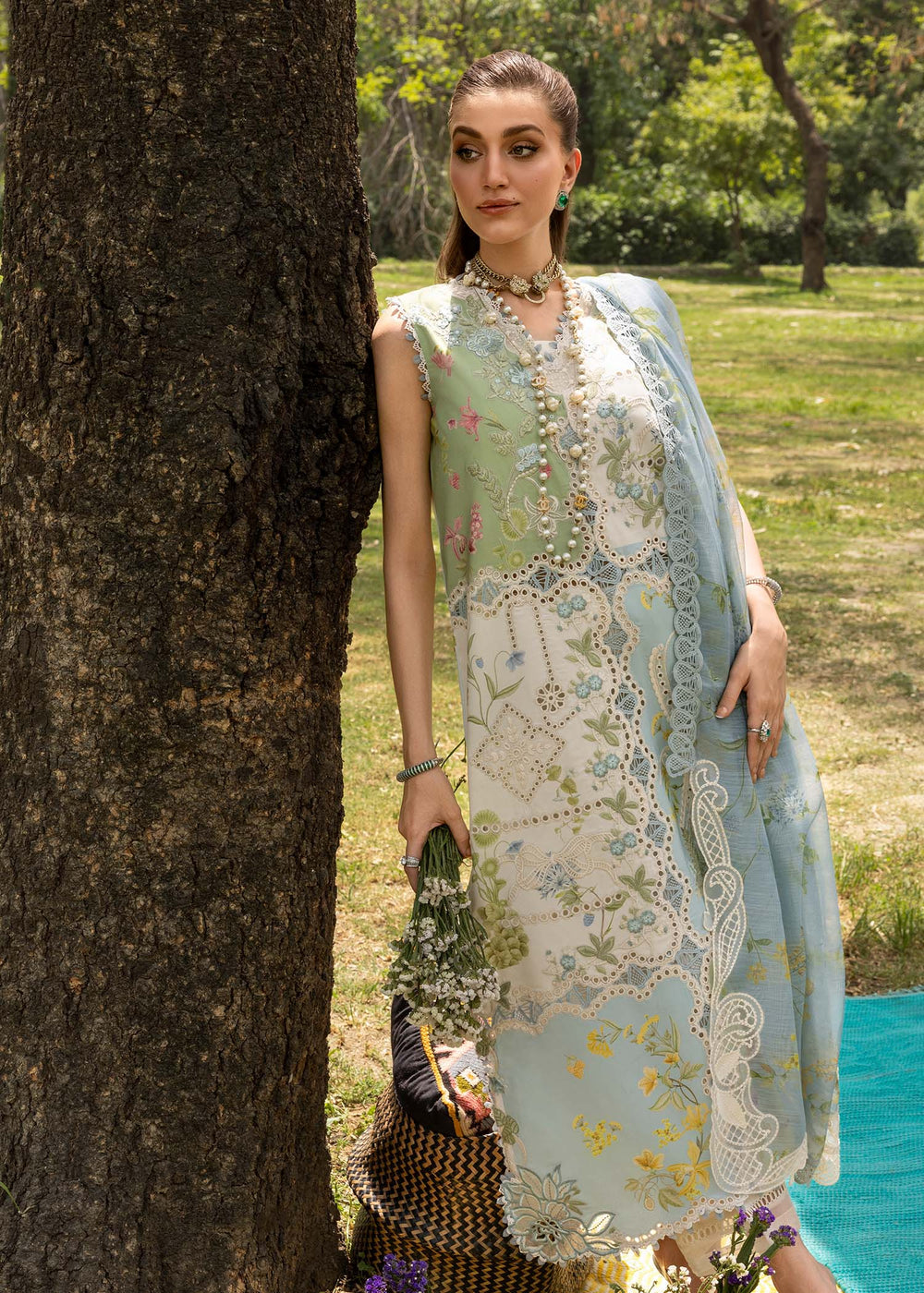 Saira Shakira | Bloom Lawn | LANA 1A