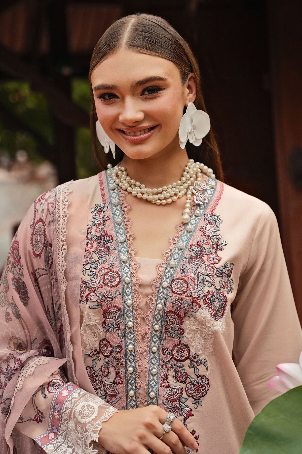 Jade | Bliss Lawn | D06