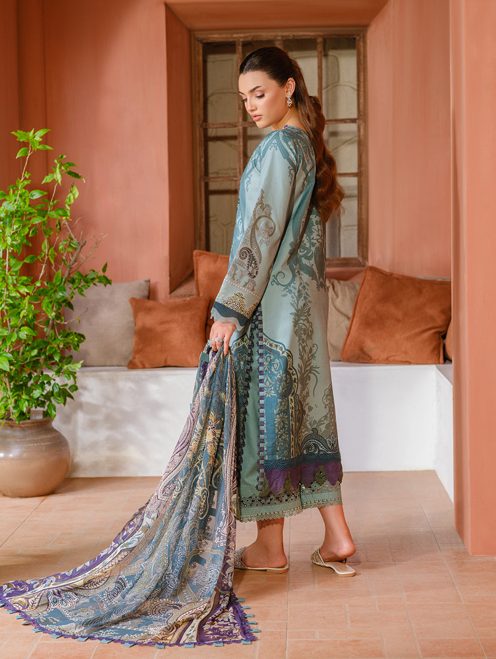 Jade | Cambric 25 | URBANE EMBROIDERED CAMBRIC 25 PG