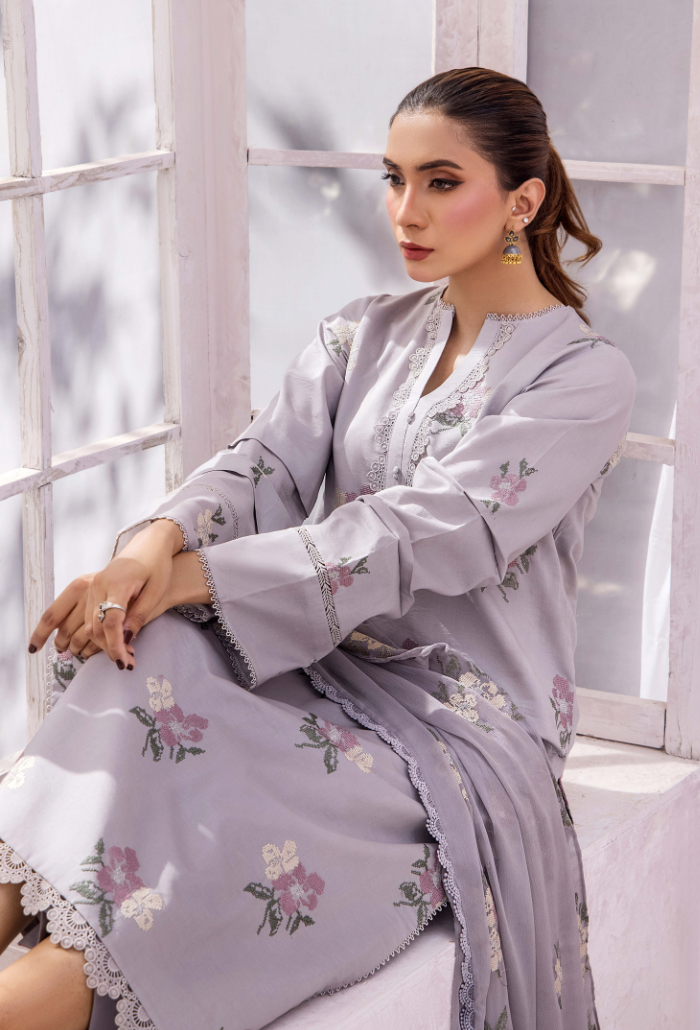 Humdum | Lilly 25 | Lilly - D05