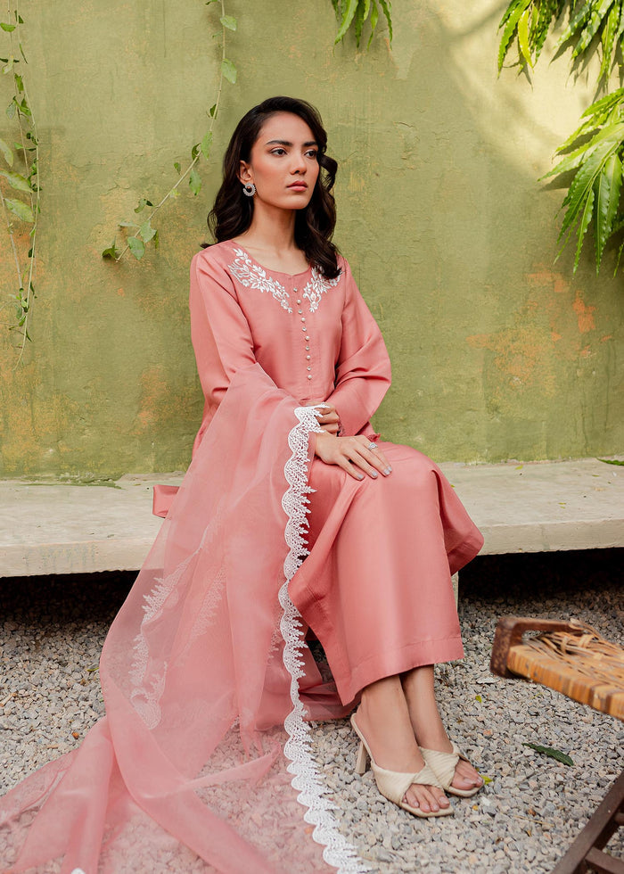 Allure | Syera Pret | LILLY