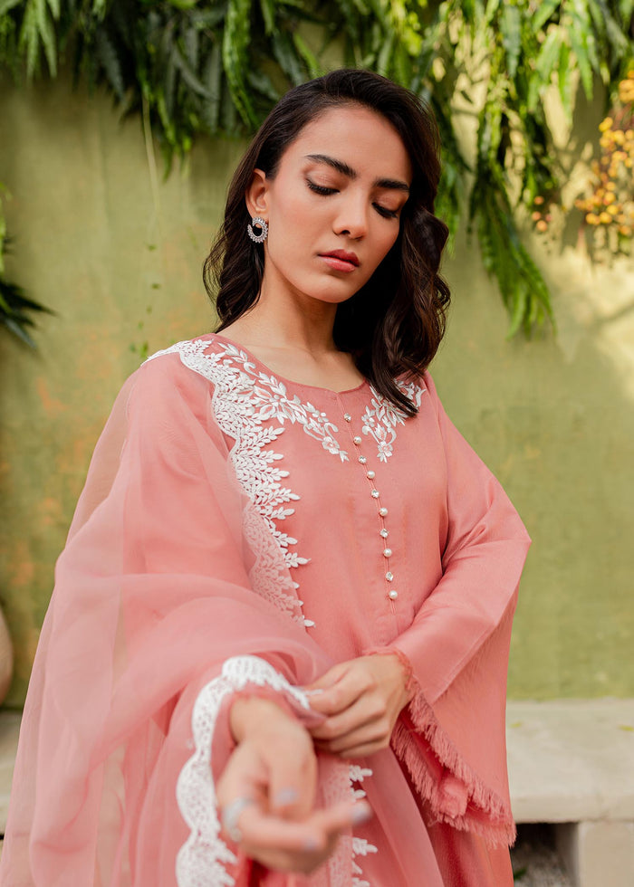 Allure | Syera Pret | LILLY