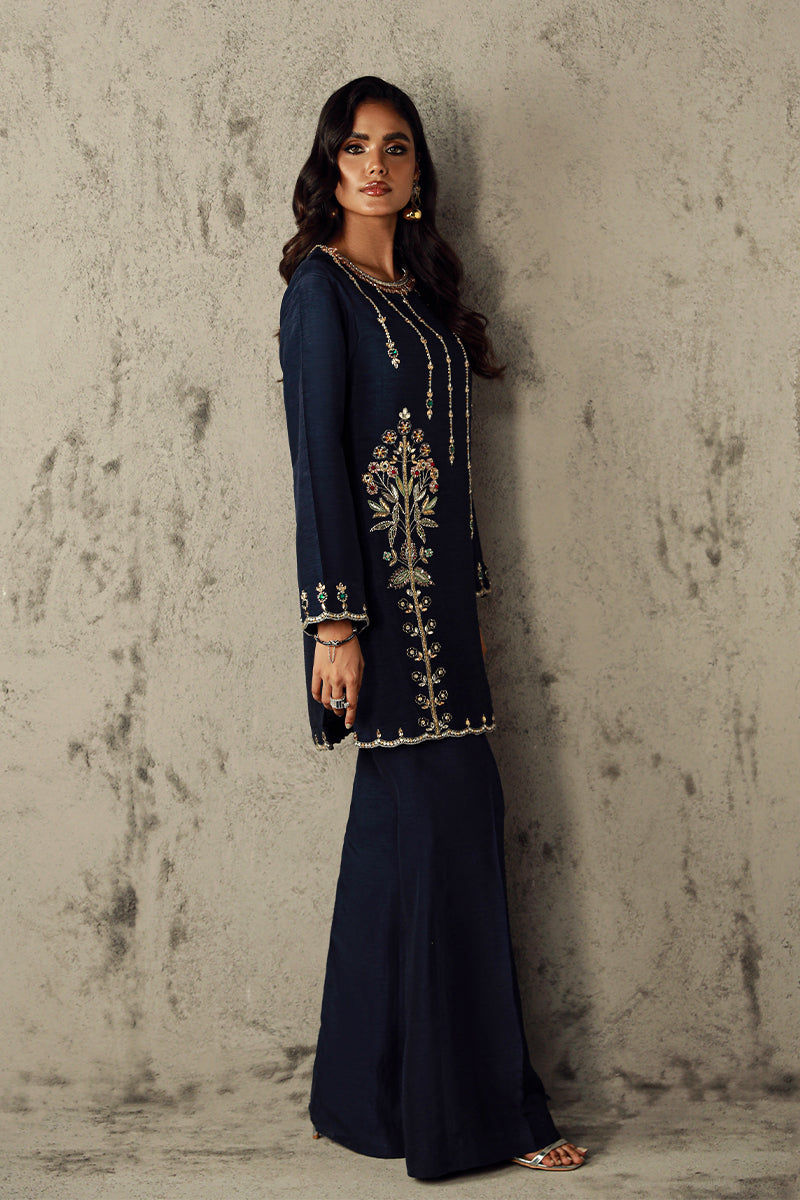 Wardha Saleem | Luxury Pret Traditional Wear | AMIRA