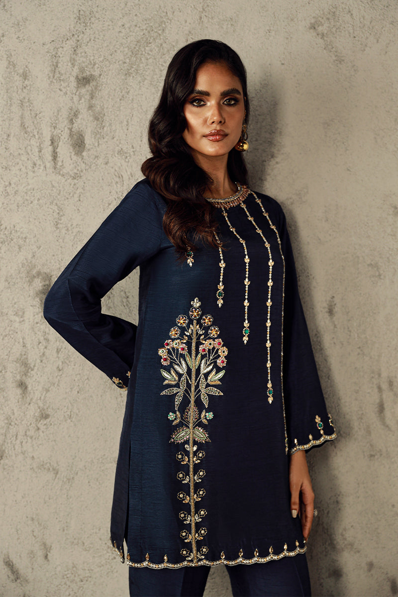 Wardha Saleem | Luxury Pret Traditional Wear | AMIRA