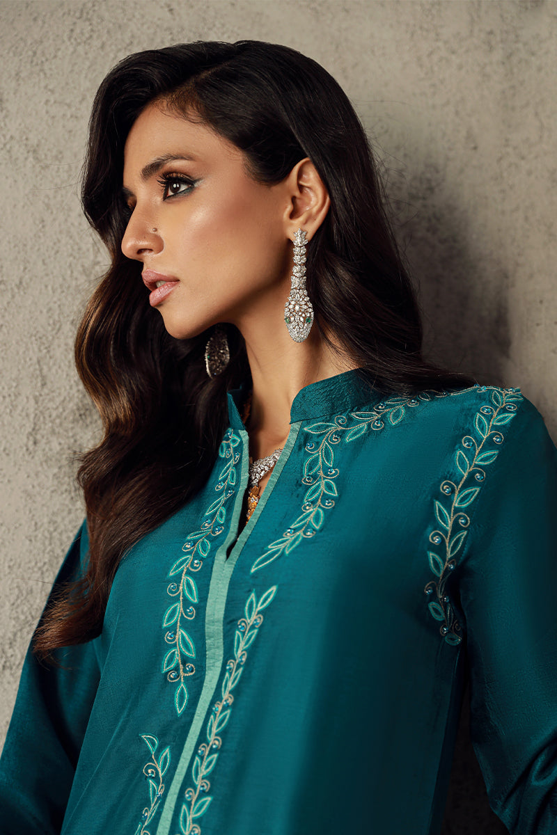 Wardha Saleem | Luxury Pret Traditional Wear | SAFAA