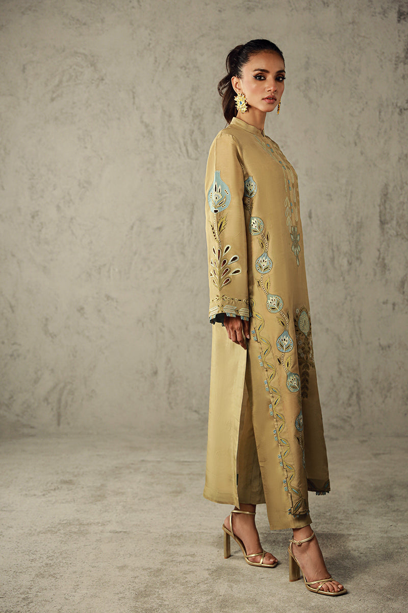 Wardha Saleem | Luxury Pret Traditional Wear | AMANI