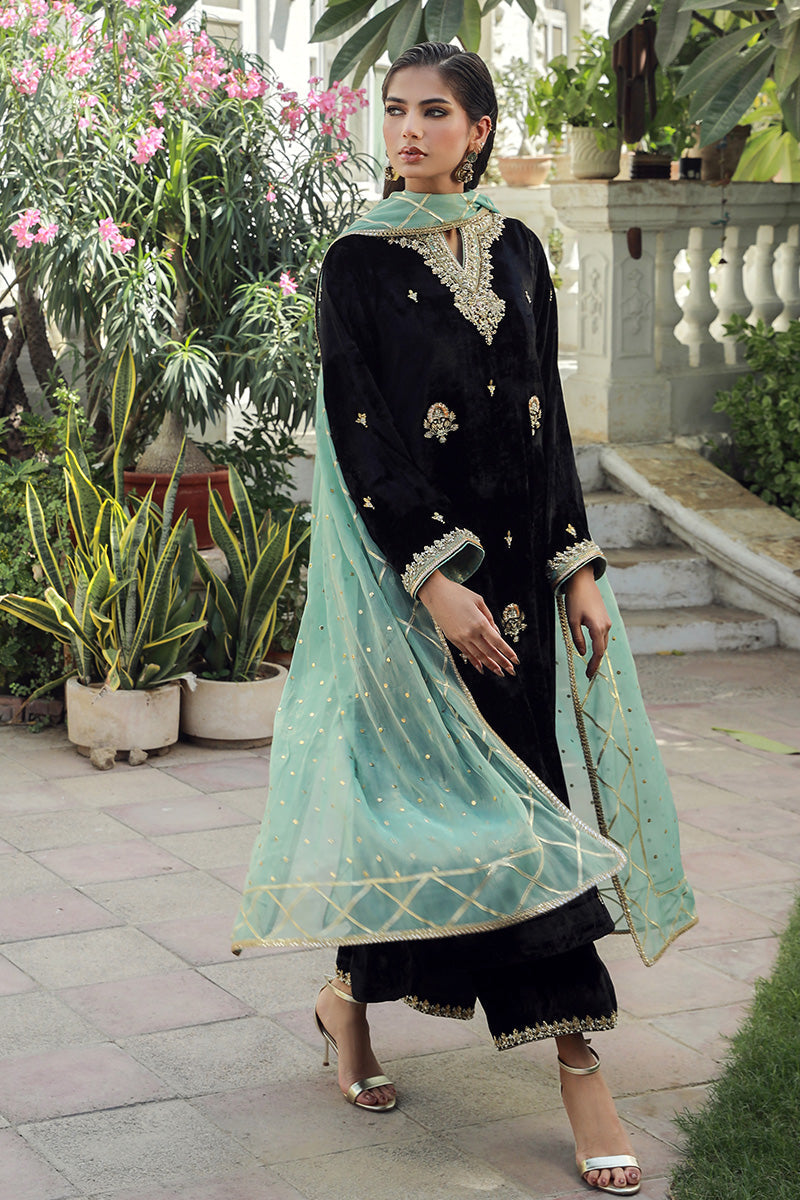 Sana Abbas | Velvet Formals | BLACK JADE