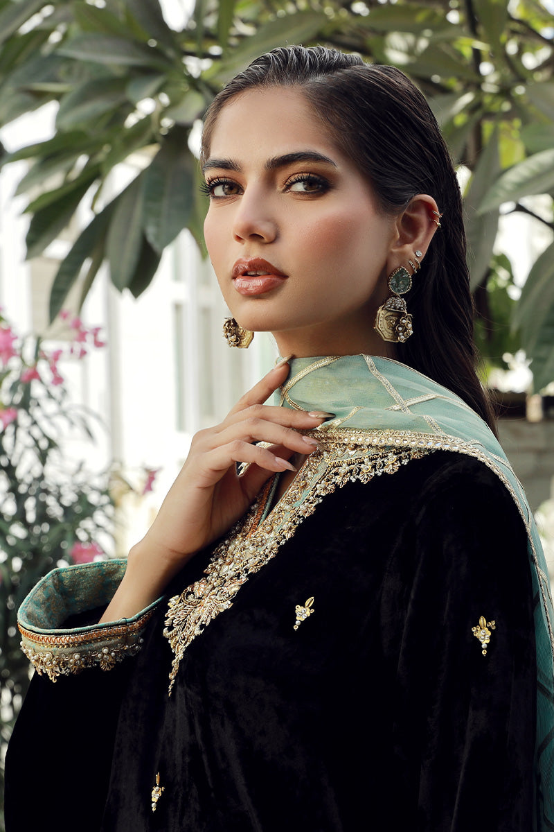 Sana Abbas | Velvet Formals | BLACK JADE
