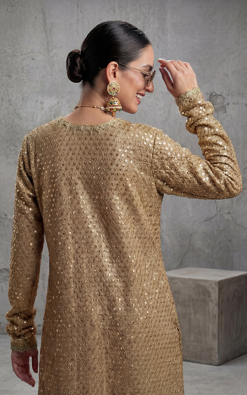 Threads and Motifs | Formal Outfits | 10574