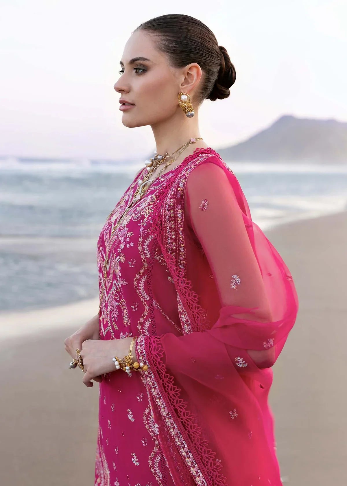 Kanwal Malik | Elysia Luxury Lawn 25 | Evaline