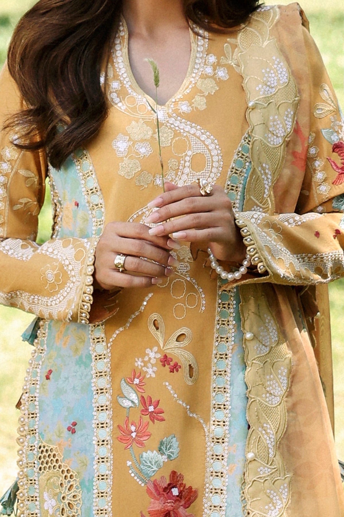 Afrozeh | A Lawn 26 | LEIAL