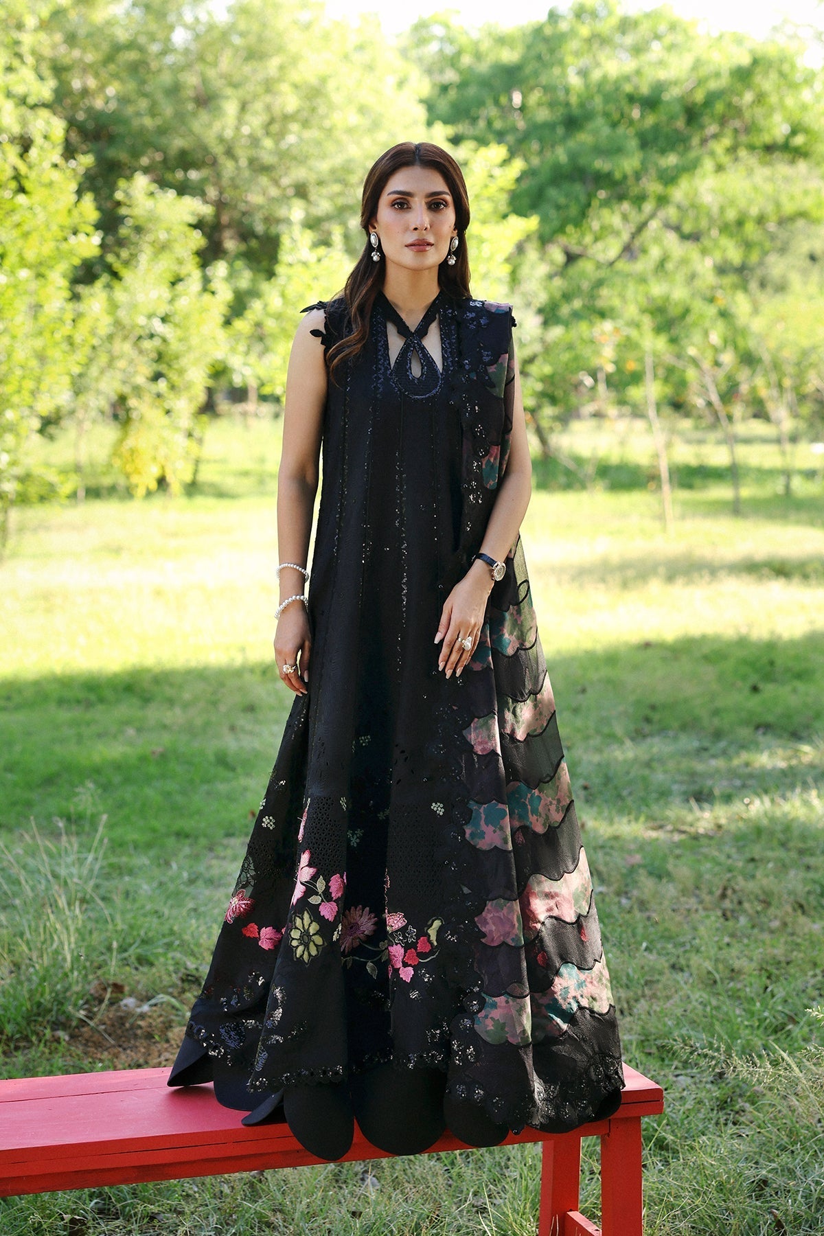 Afrozeh | A Lawn 26 | AURAVIE